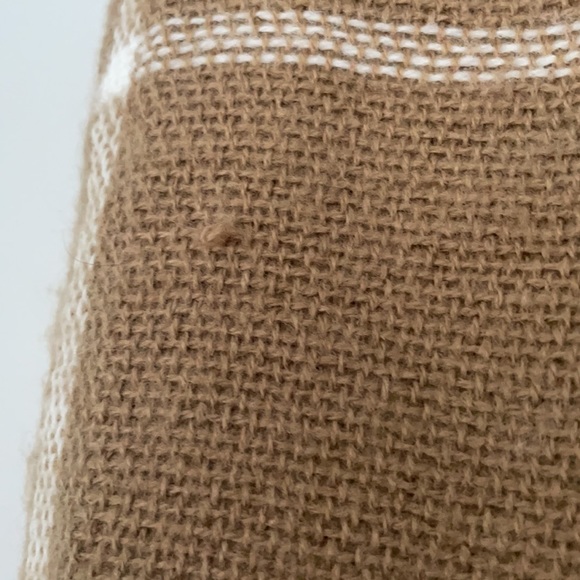 Large blanket scarf from Aldo - Picture 2 of 4